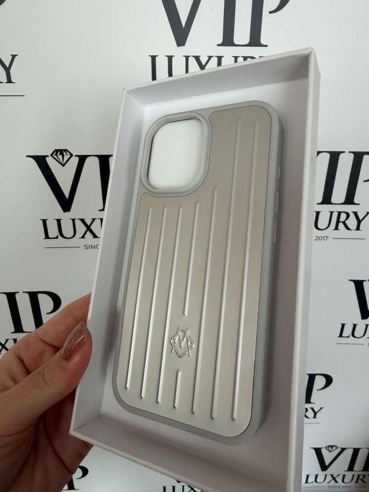 Rimowa obal na iPhone 16 pro