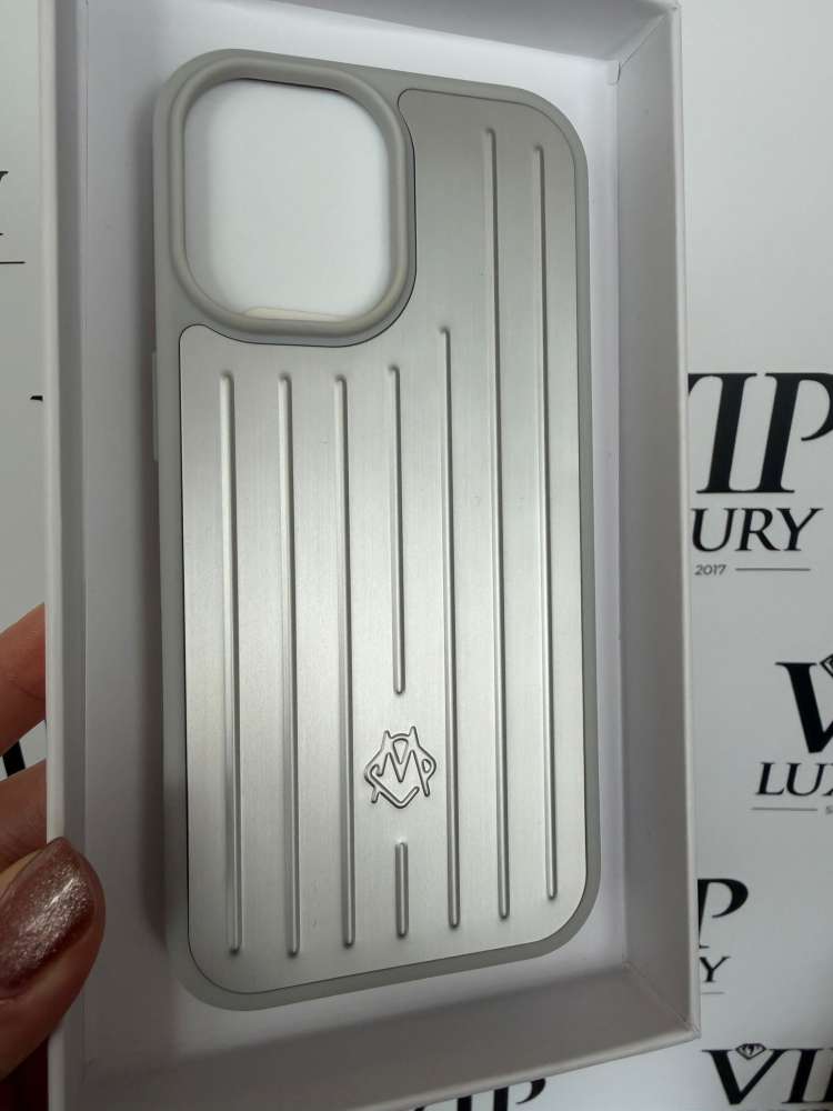 Rimowa obal na iPhone 16 pro
