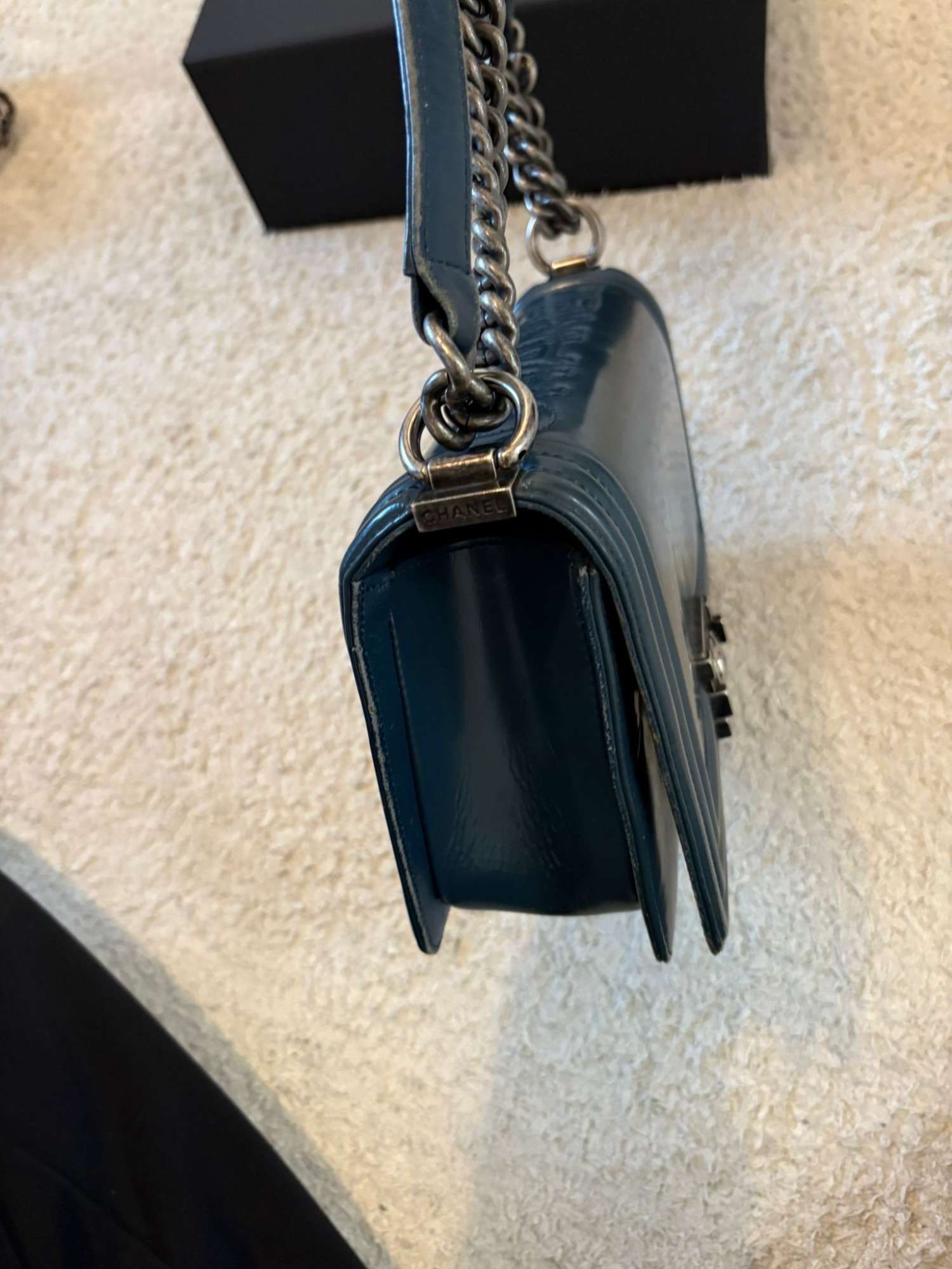 Chanel boy kabelka