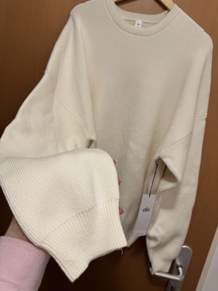 Alo Yoga Pansky Sveter