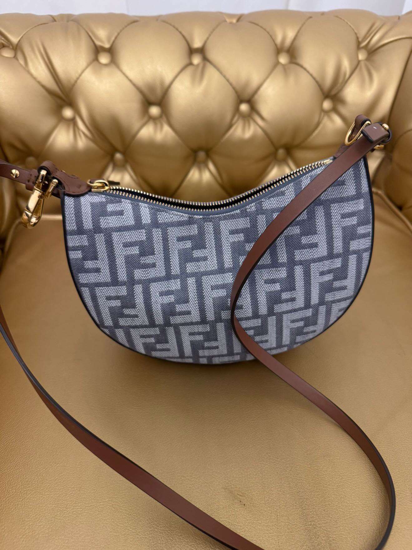 Fendi kabelka