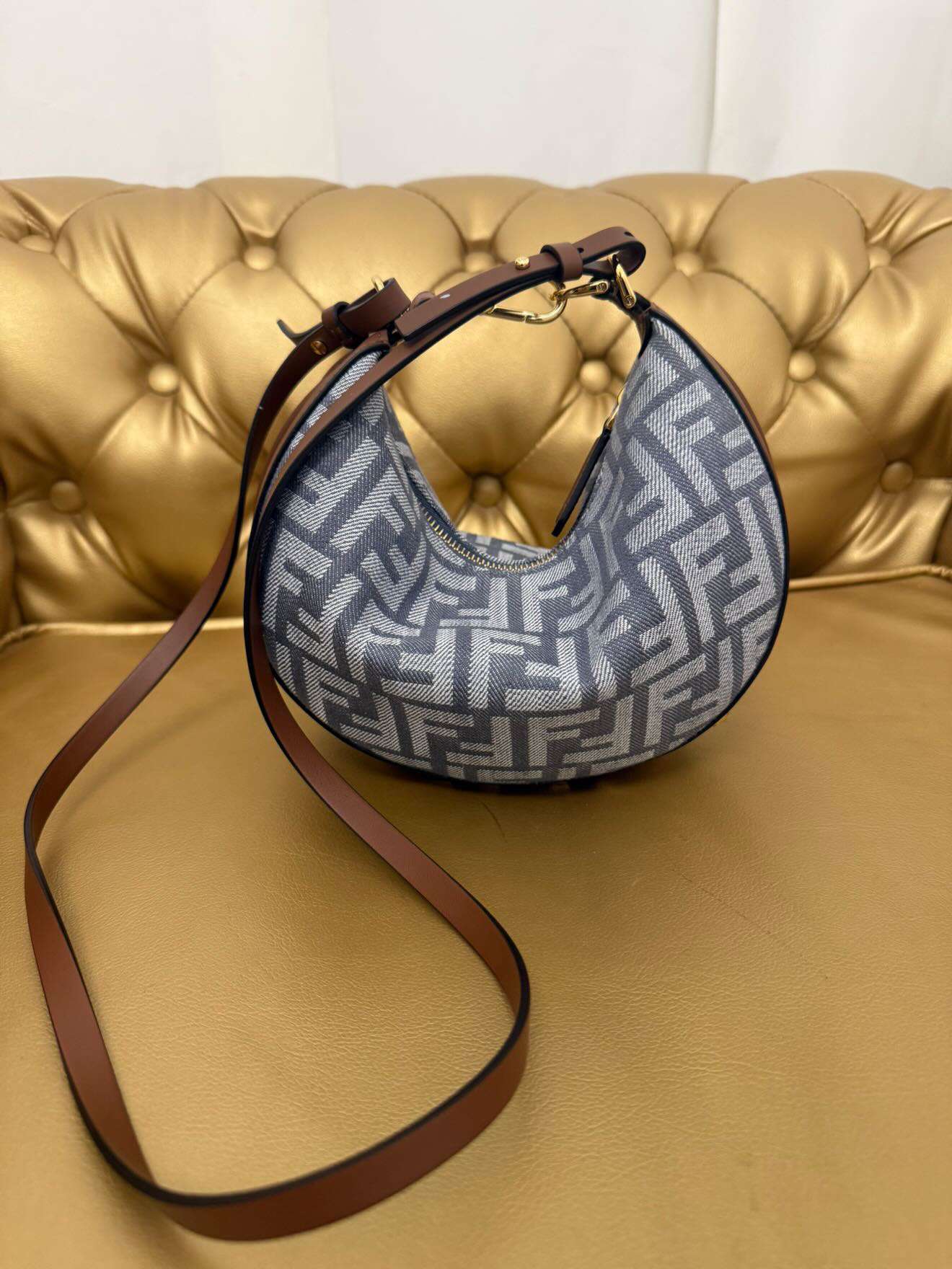 Fendi kabelka
