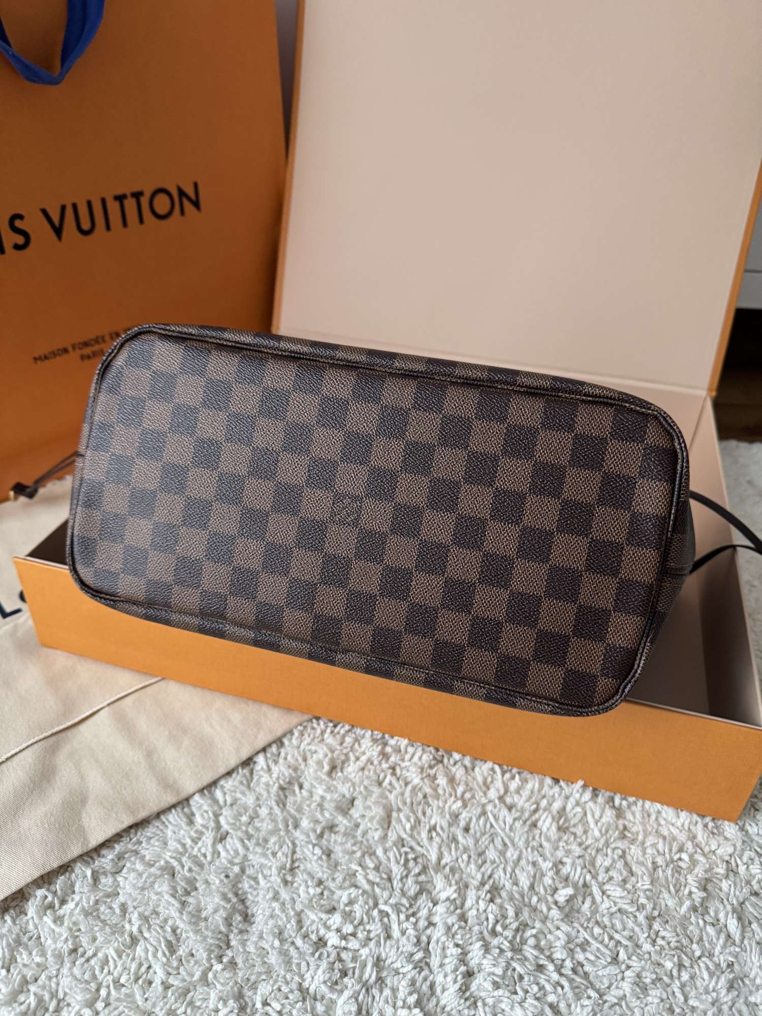 Louis Vuitton Neverfull MM - Damier Ebene