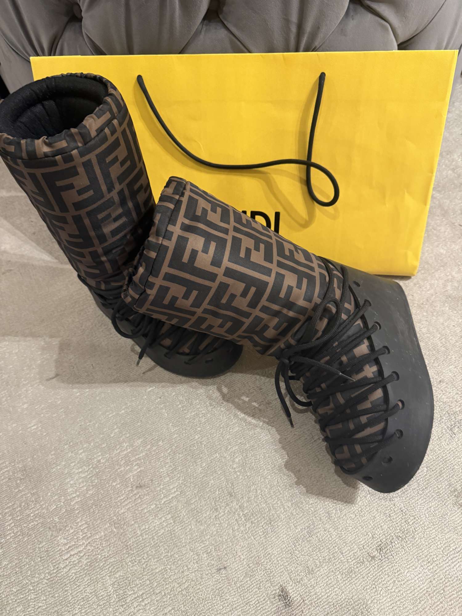 Fendi snehule