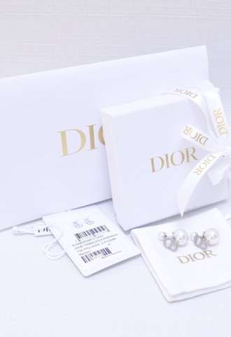 https://www.vipluxury.sk/Dior Nausnice
