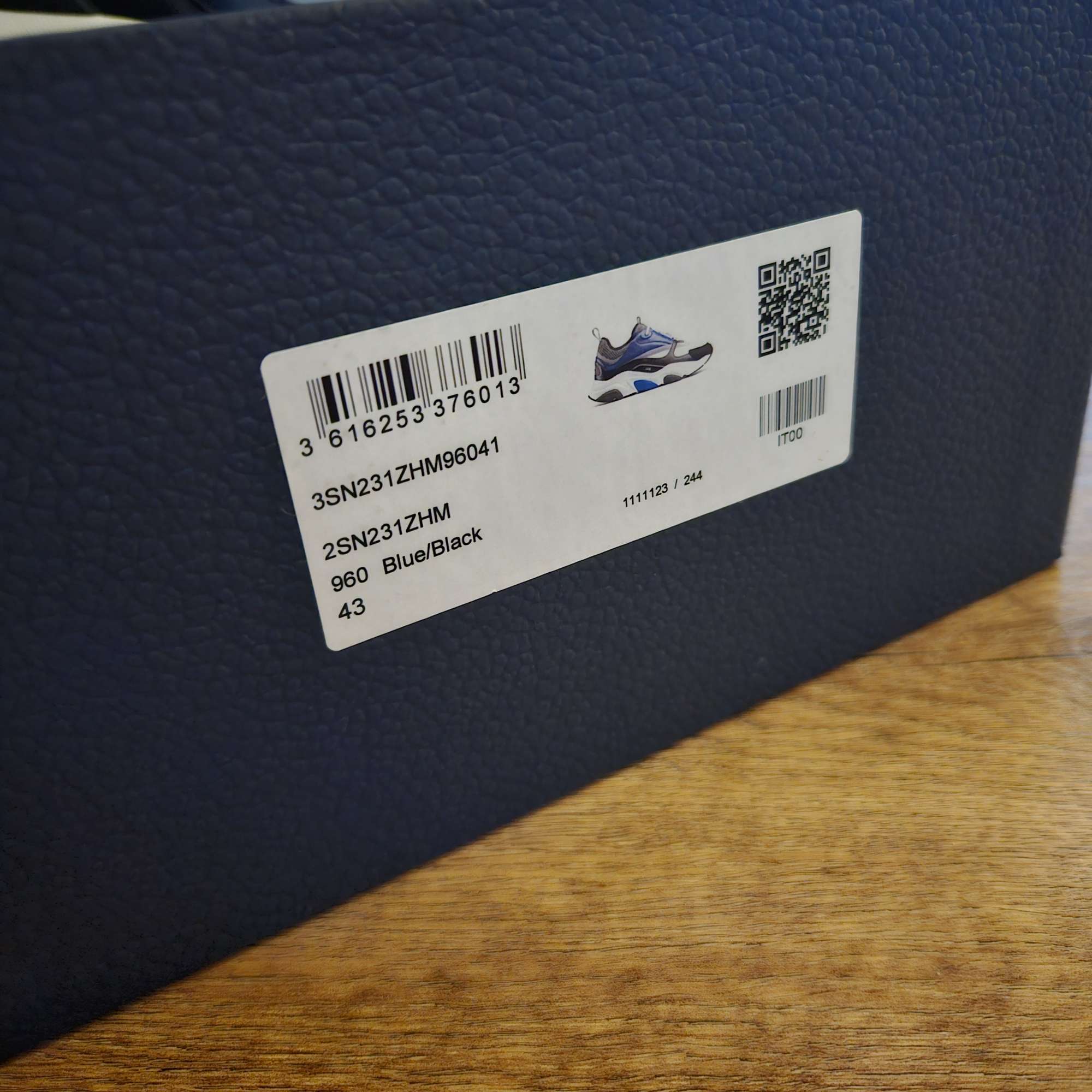 Dior B22 navy blue black sneakers