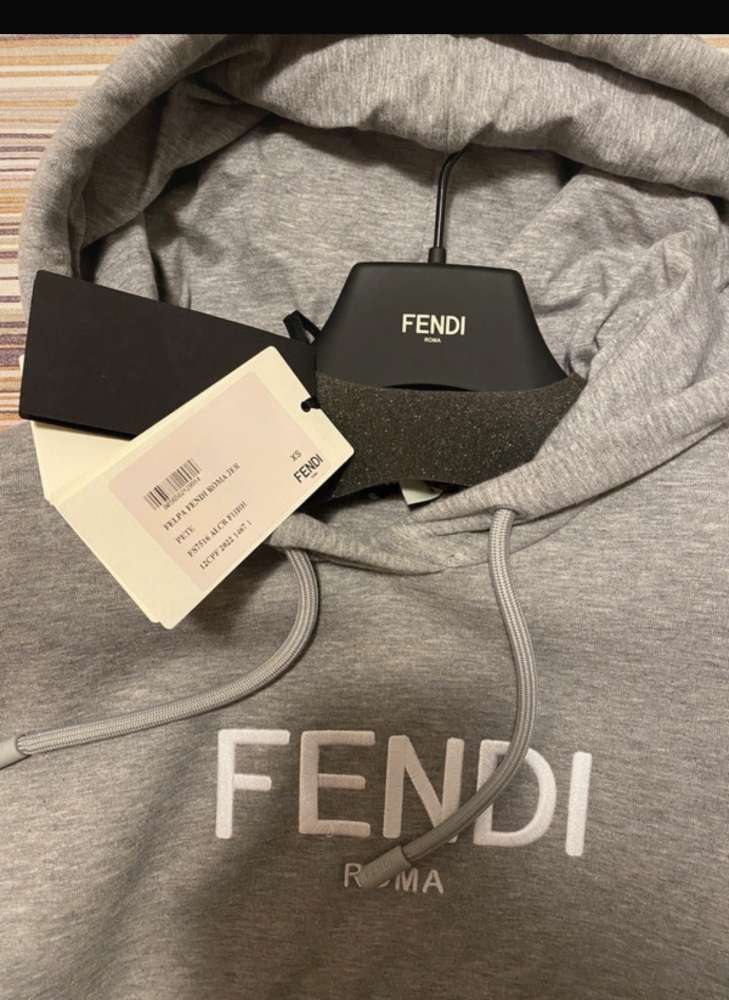 Fendi mikina