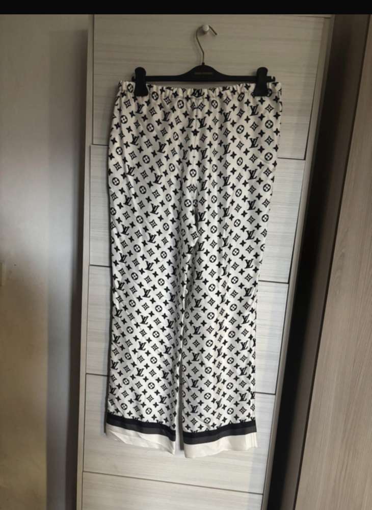 Louis Vuitton pyžamove nohavice