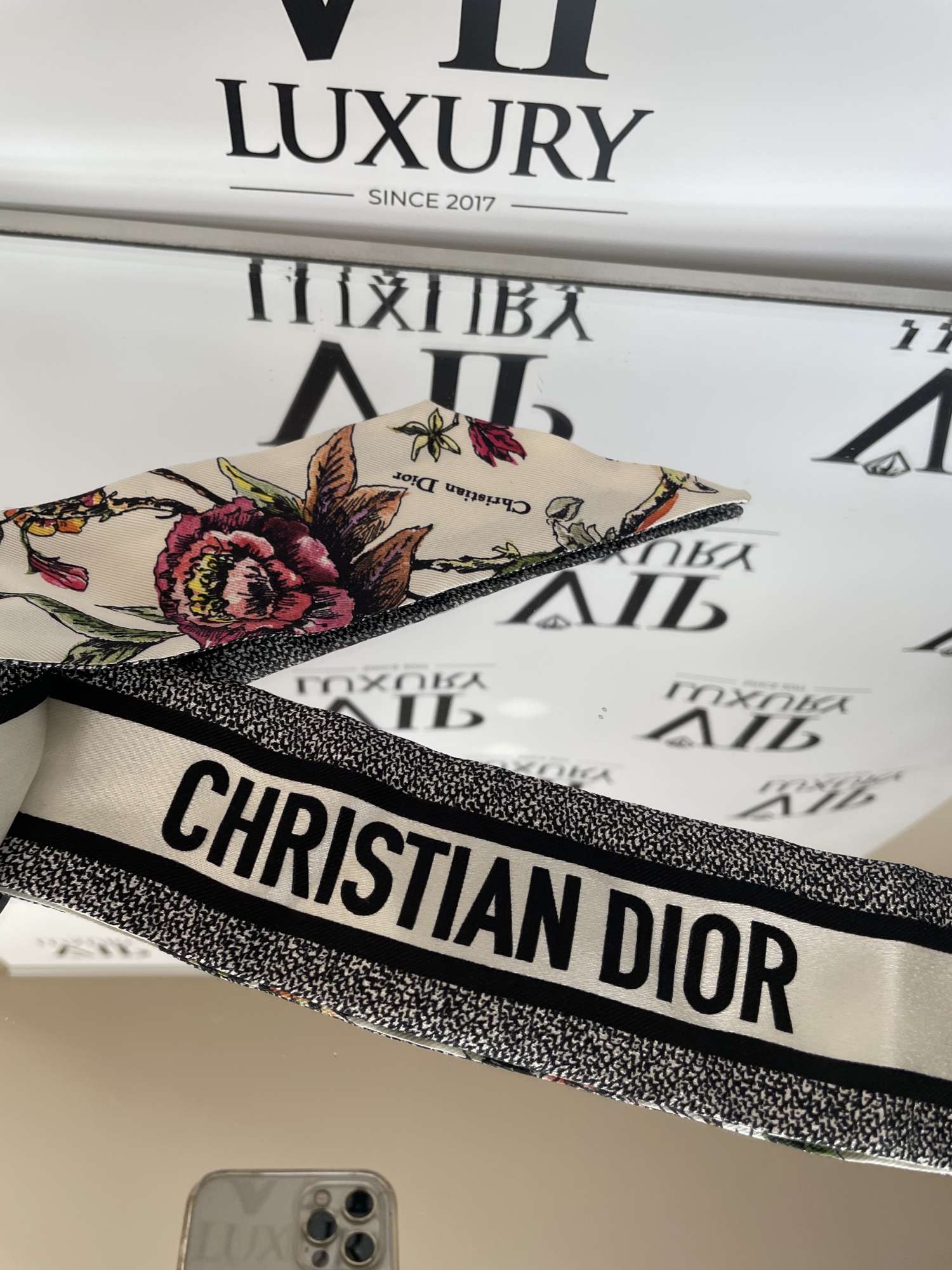 Dior šatka
