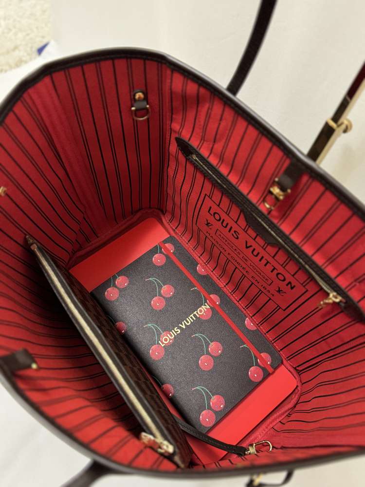 Louis Vuitton - Notebook MM