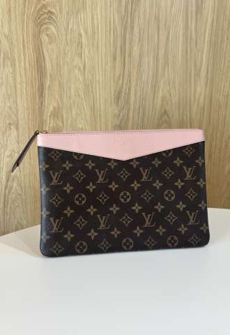 https://www.vipluxury.sk/Louis Vuitton clutch