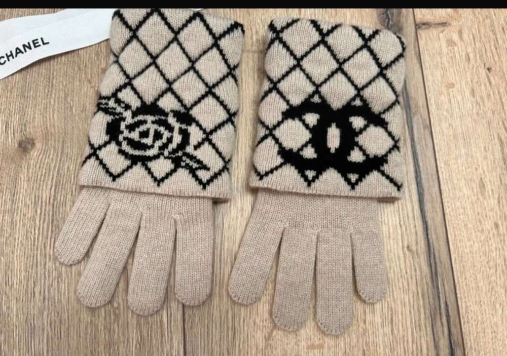 Chanel rukavice
