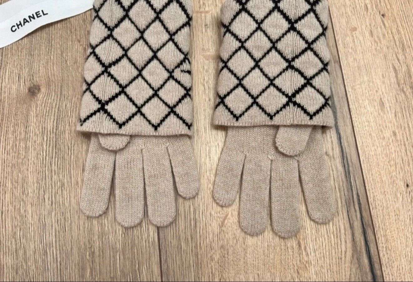 Chanel rukavice