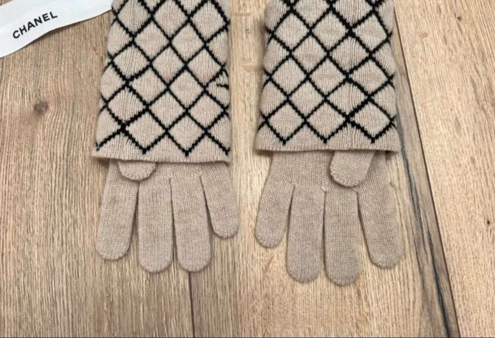 Chanel rukavice