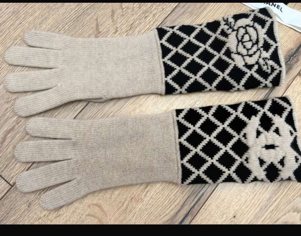 Chanel rukavice