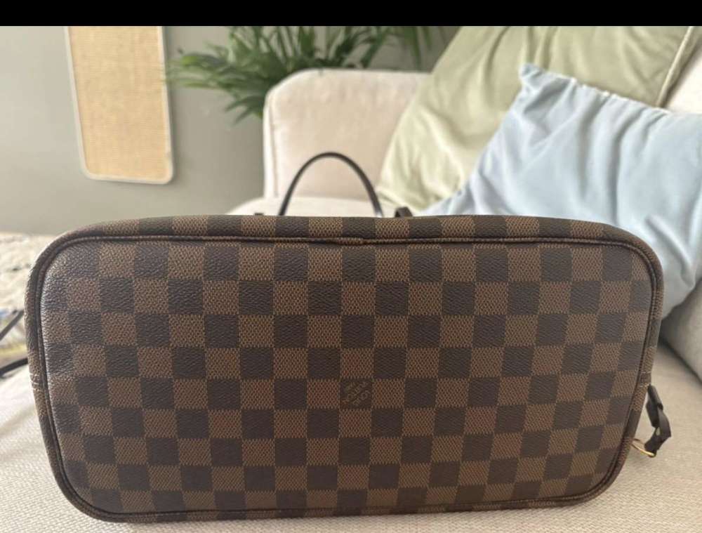 Louis Vuitton Neverfull MM