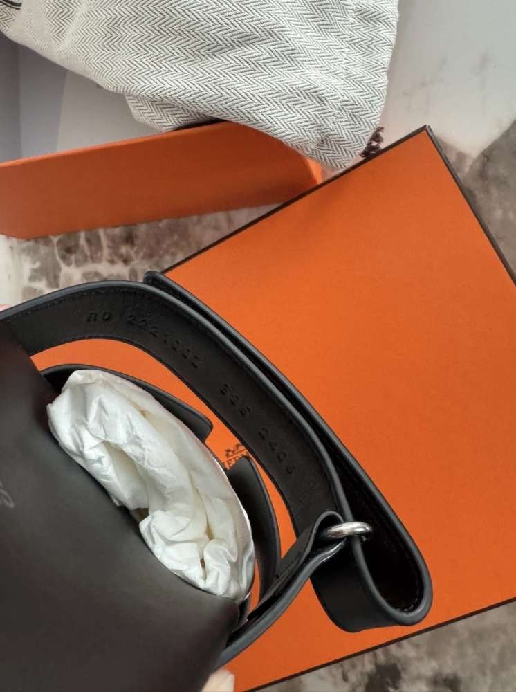 Hermes Chypre cierne