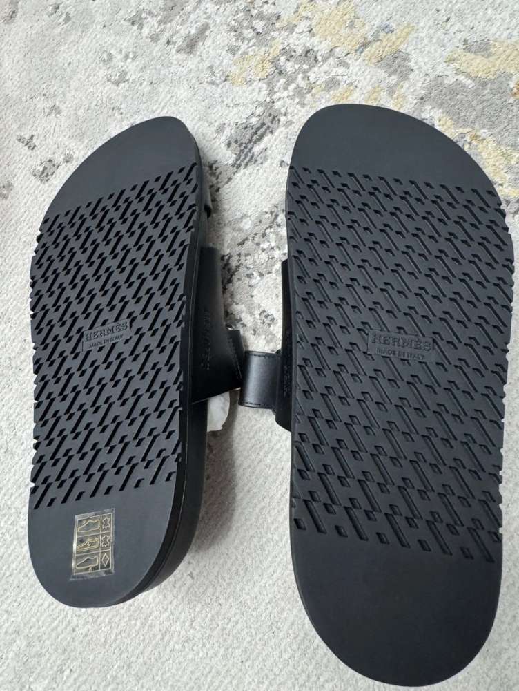 Hermes Chypre cierne