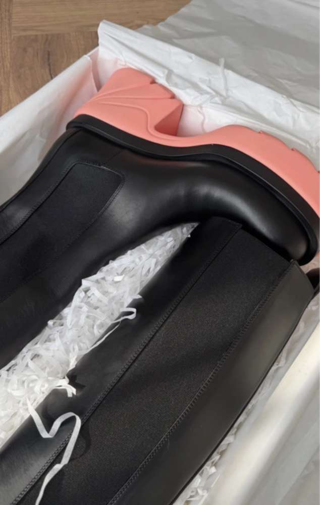 Bottega Veneta čižmy