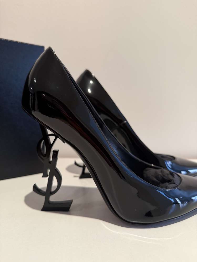 Saint Laurent Opyum patent leather pumps 110mm