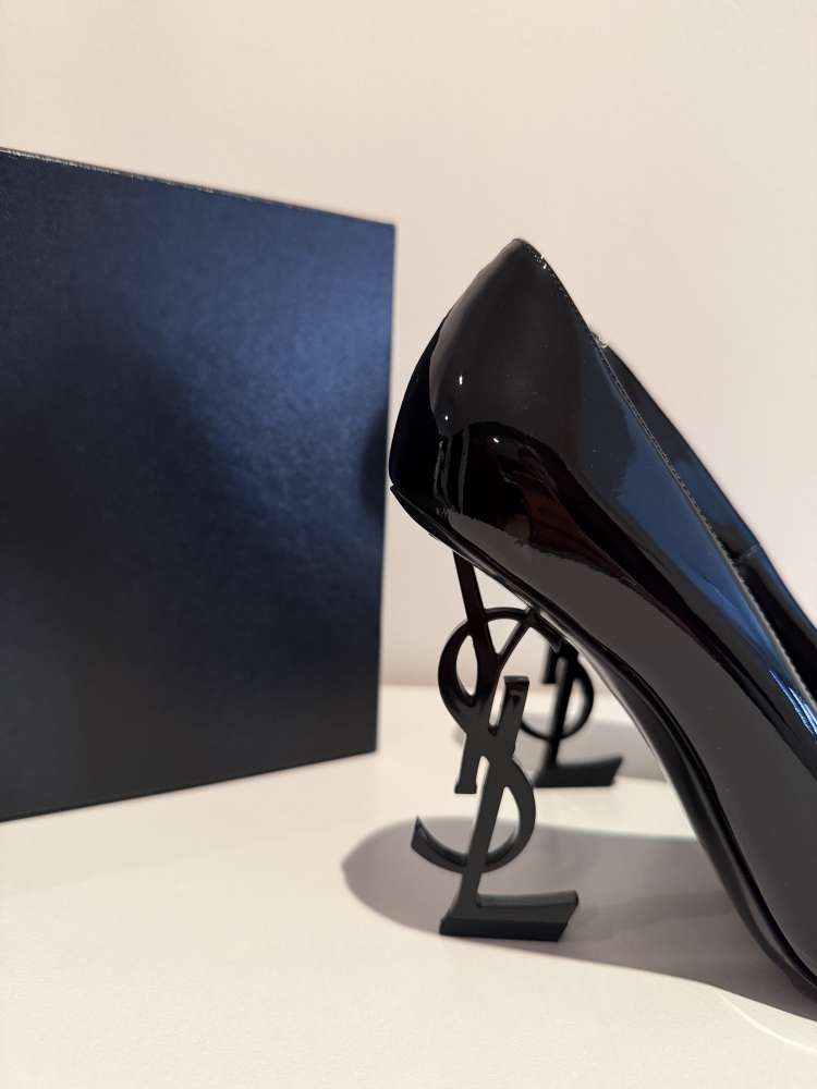 Saint Laurent Opyum patent leather pumps 110mm