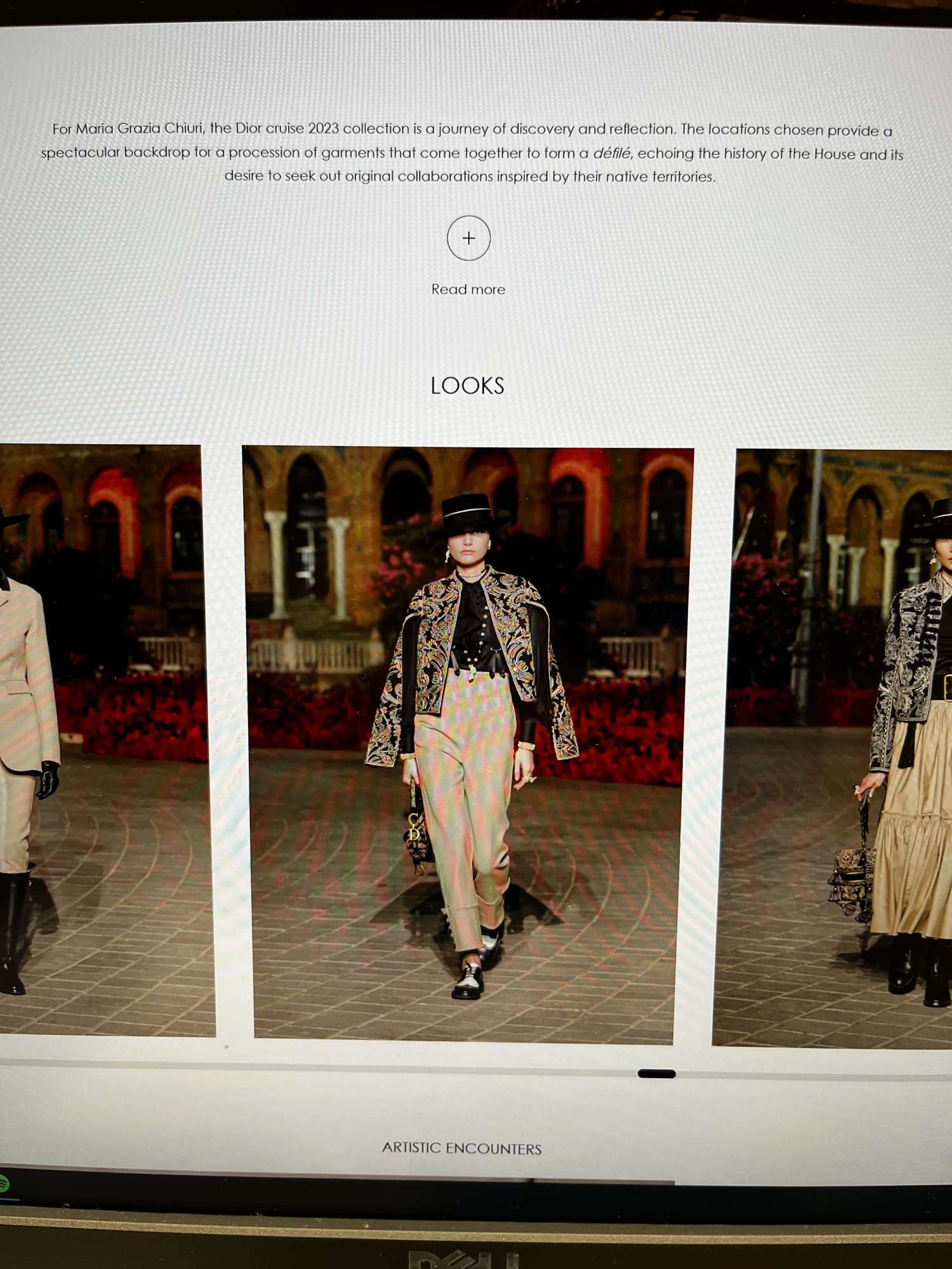 Christian Dior Resort 2023 – Runway nohavice s odnimatelnymi trakmi