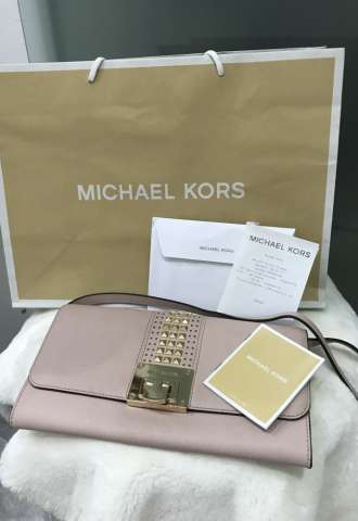 https://www.vipluxury.sk/Michael Kors