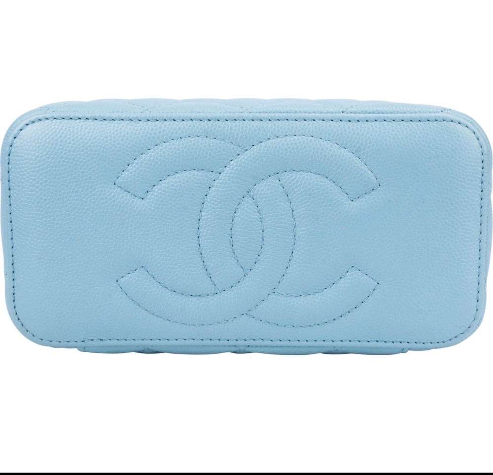 Chanel vanity