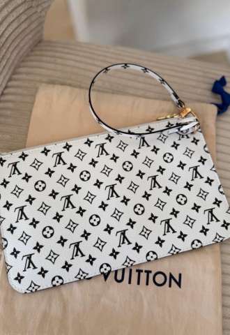 https://www.vipluxury.sk/Louis Vuitton clutch