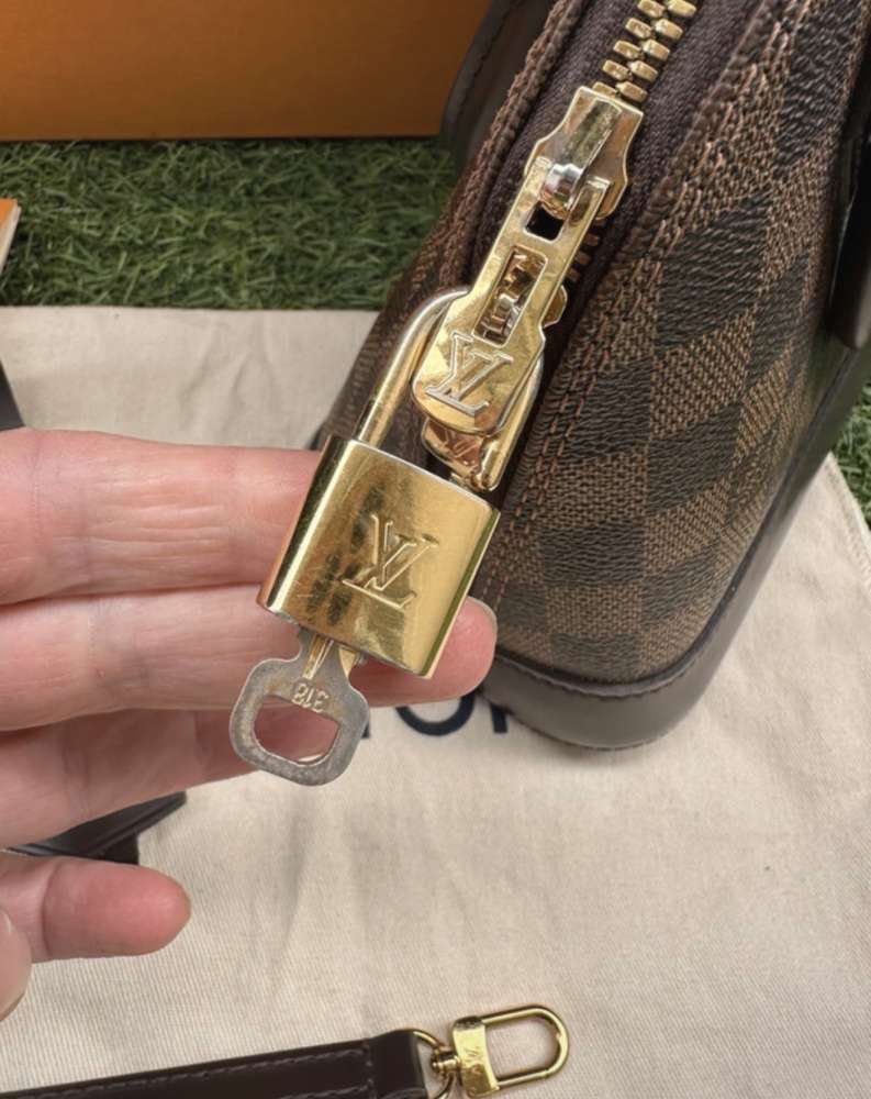 Louis Vuitton Alma BB