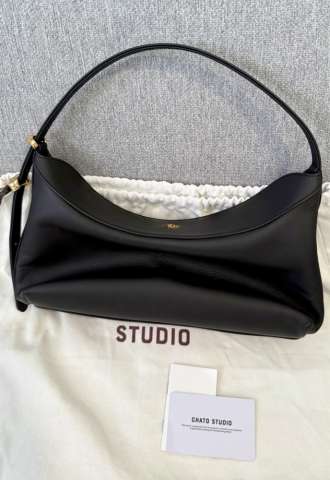https://www.vipluxury.sk/Chato Studio taška