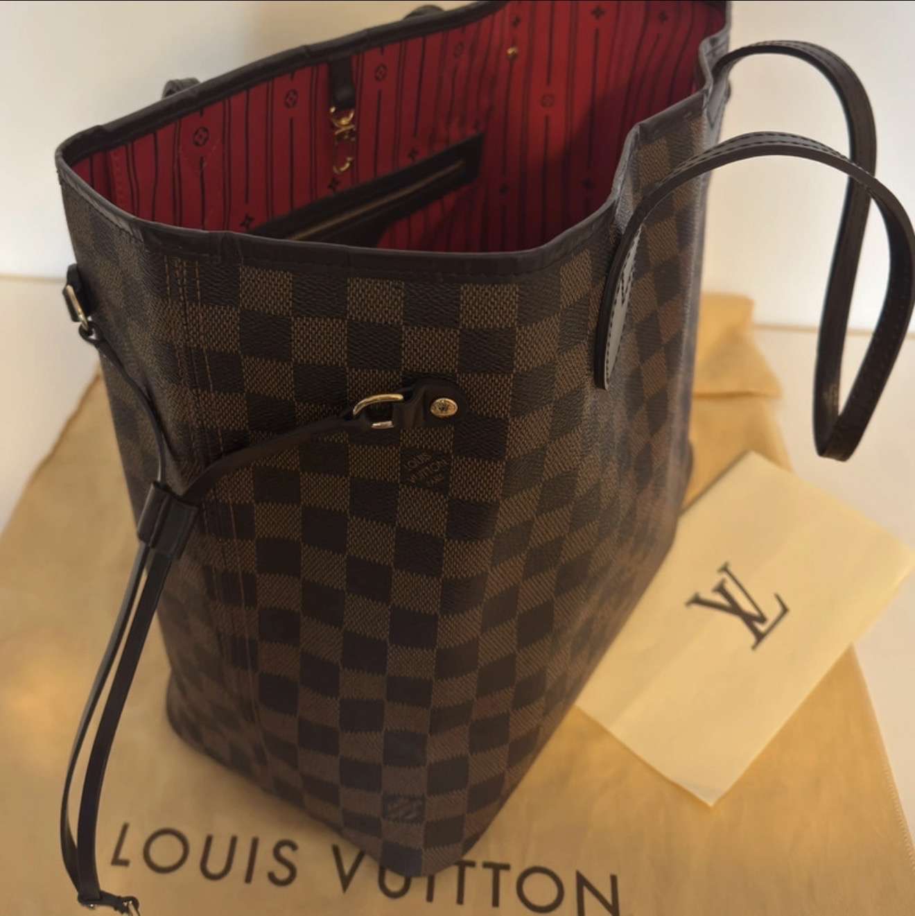 Louis Vuitton Neverfull MM