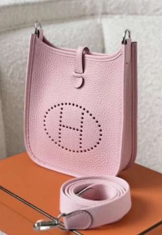 https://www.vipluxury.sk/Hermes Evelyne mini 16