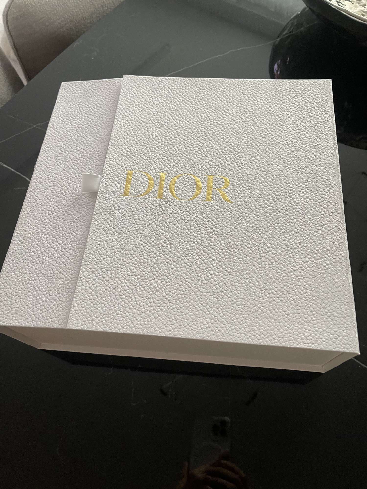 Dior Bobby Kabelka