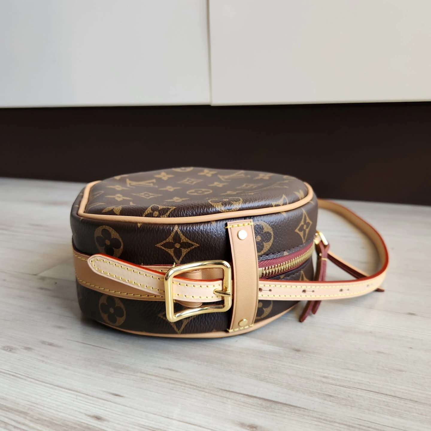 Louis Vuitton Chapeau Boite Souple PM