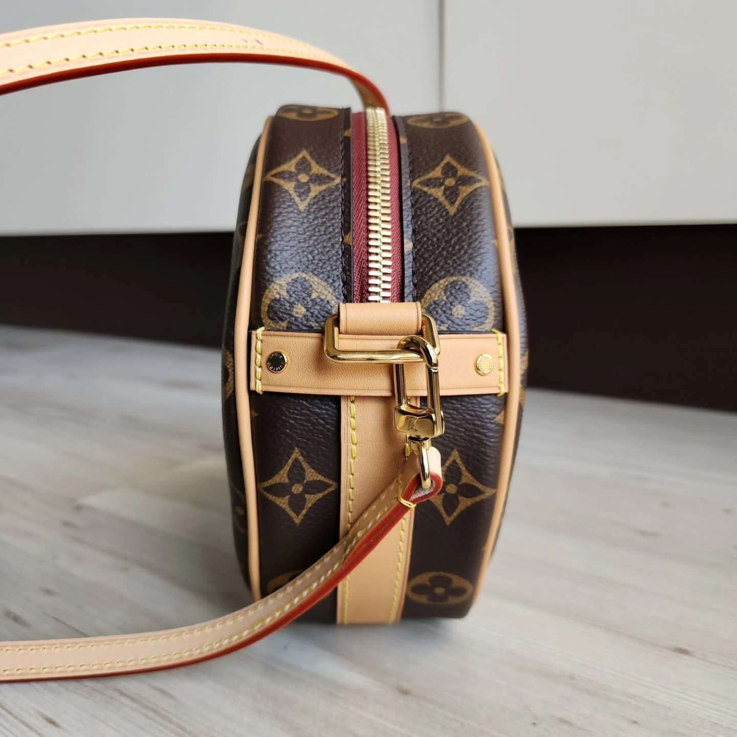 Louis Vuitton Chapeau Boite Souple PM