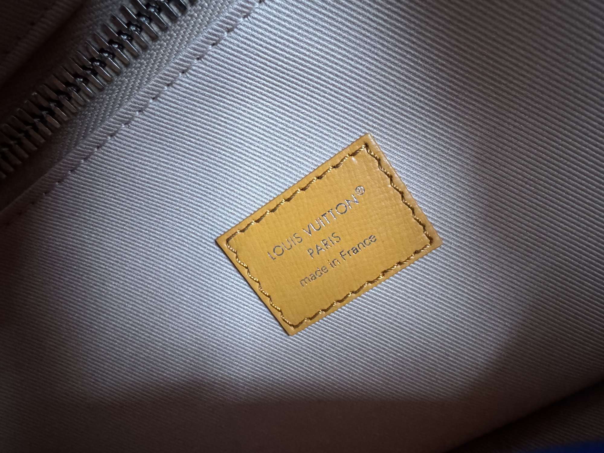 Louis Vuitton Shopper Tote MM