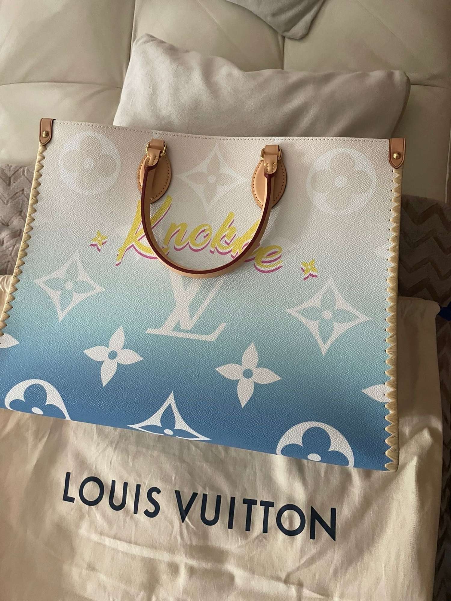 Louis Vuitton onthego