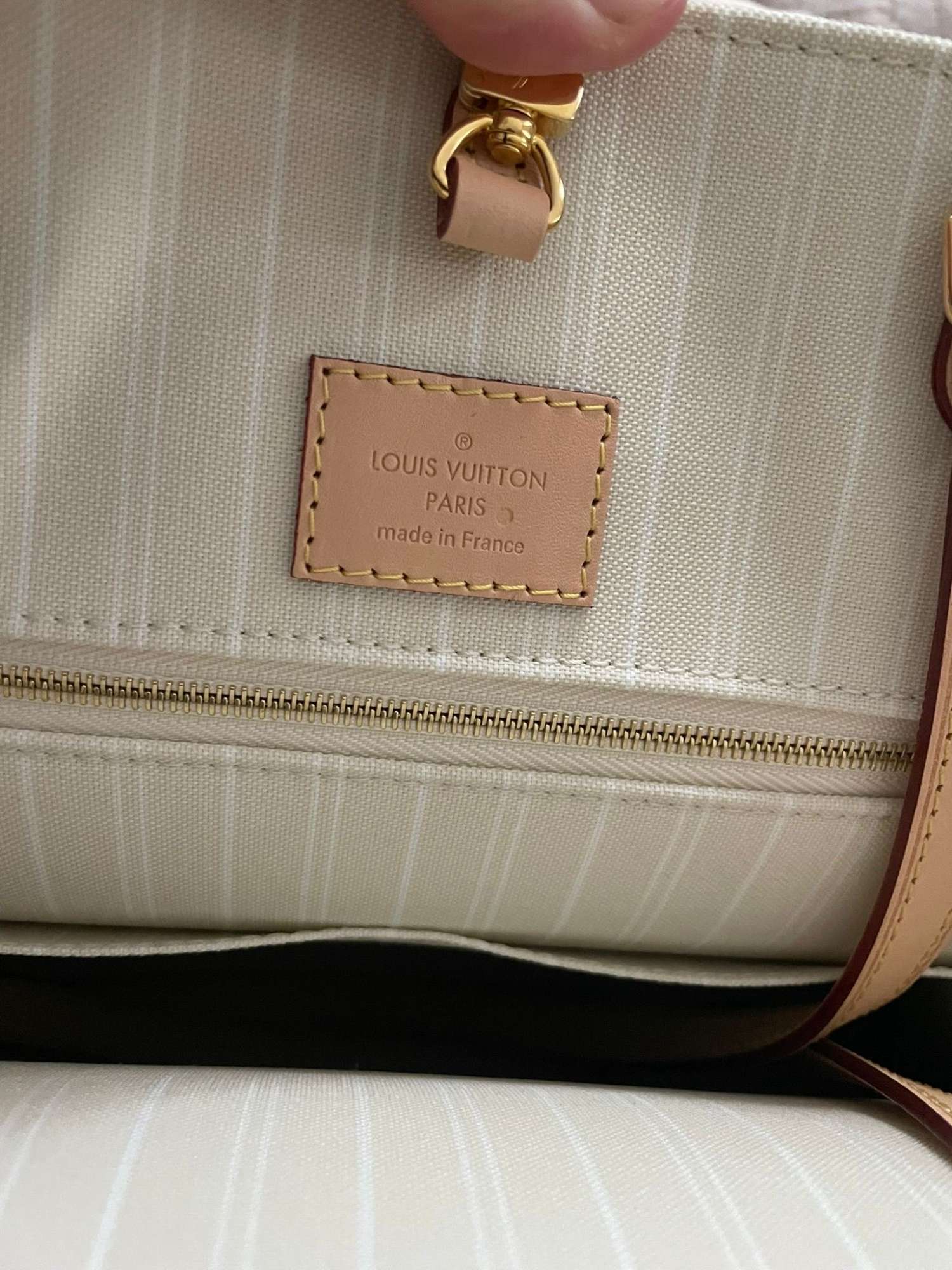 Louis Vuitton onthego