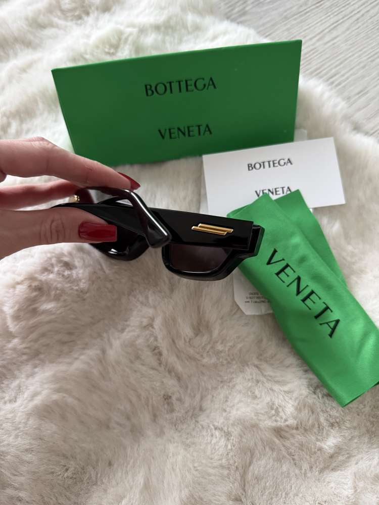 Slnečné okuliare Bottega Veneta