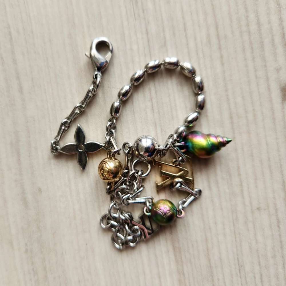 Louis Vuitton naramek