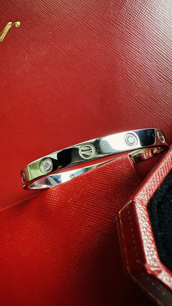 Náramok Cartier Love z bieleho zlata so 4 diamantmi, veľkosť 16