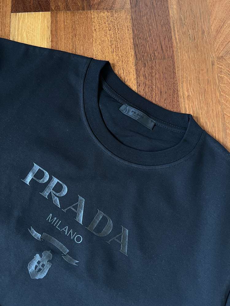 PRADA černé tričko