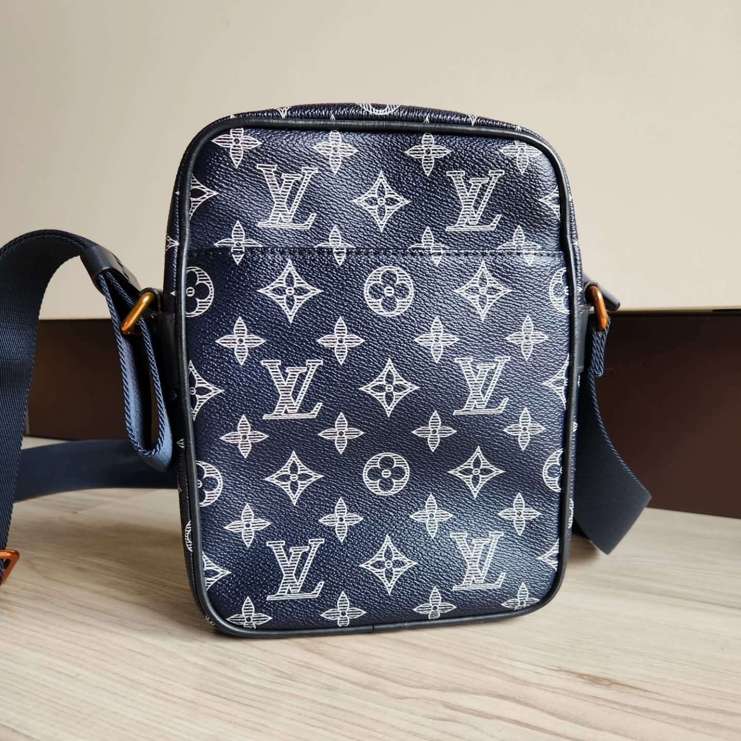 Louis Vuitton Danube PM