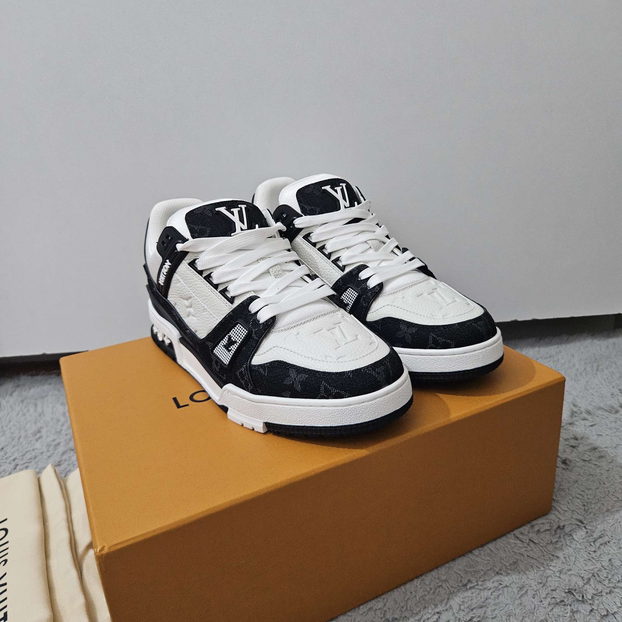 Louis Vuitton Trainers