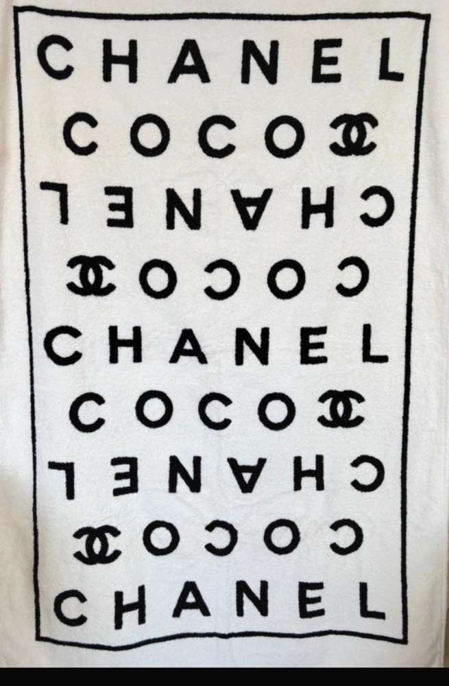 Chanel uterák