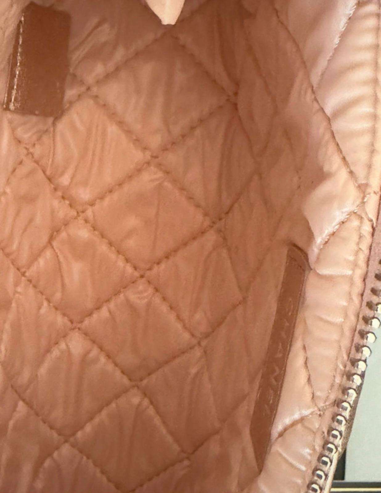 Chanel kozmetická taška