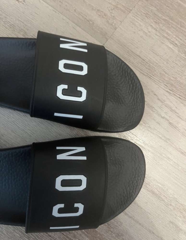 Slapky ICON Dsquared2