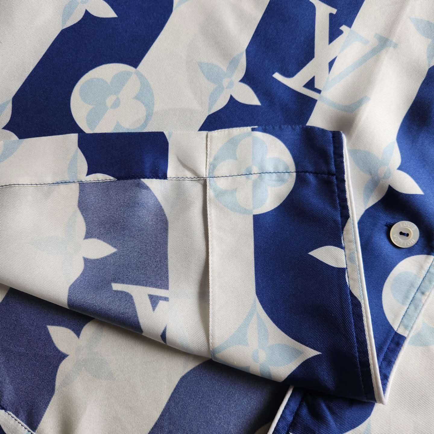 Louis Vuitton Kosile