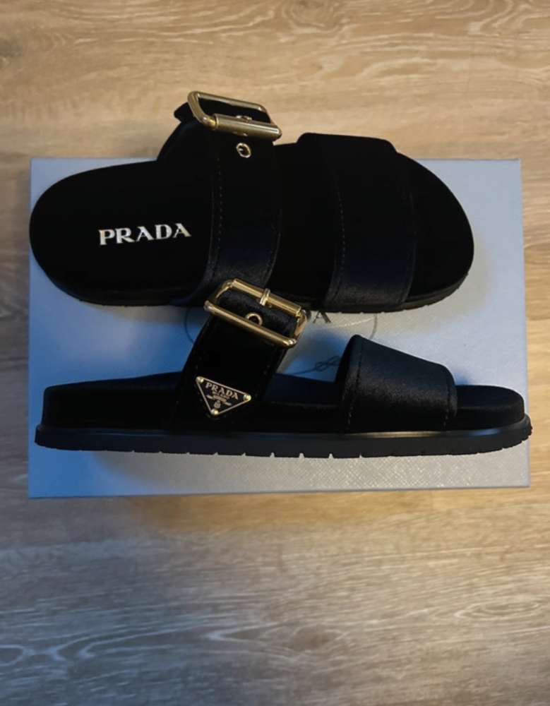 Prada sandalky